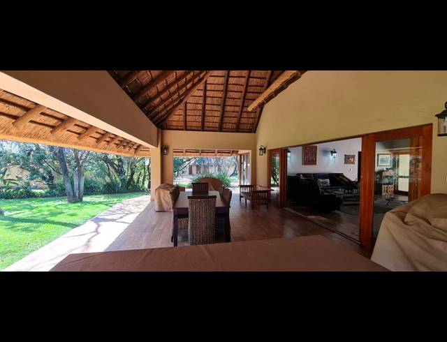4 BEDROOM HOUSE FOR SALE IN LAKELAND ESTATE